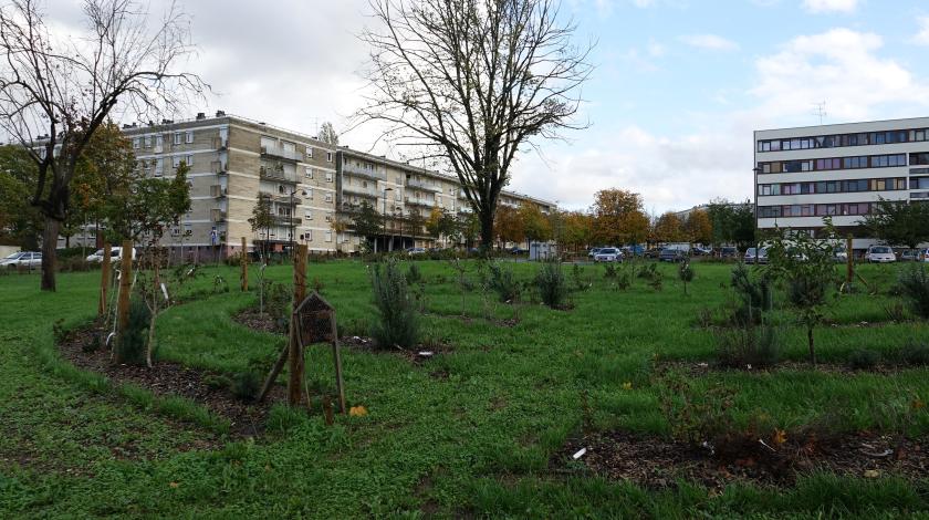 "Jardins citoyens : reconnecter les citoyens à la nature en zone urbanisée"