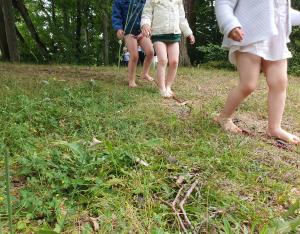 Former des professionnel·les de la petite enfance à l'éveil à la nature et à l'alimentation durable