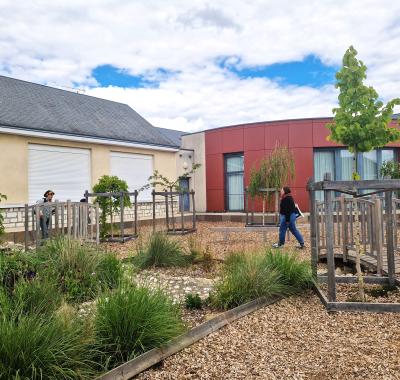 Renaturation des cours d'écoles | Graine Centre-Val de Loire