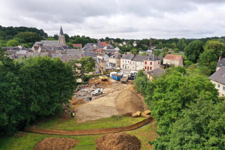 Travaux de suppression de l'ancien site pollué et renaturation de la rivière © SIVY