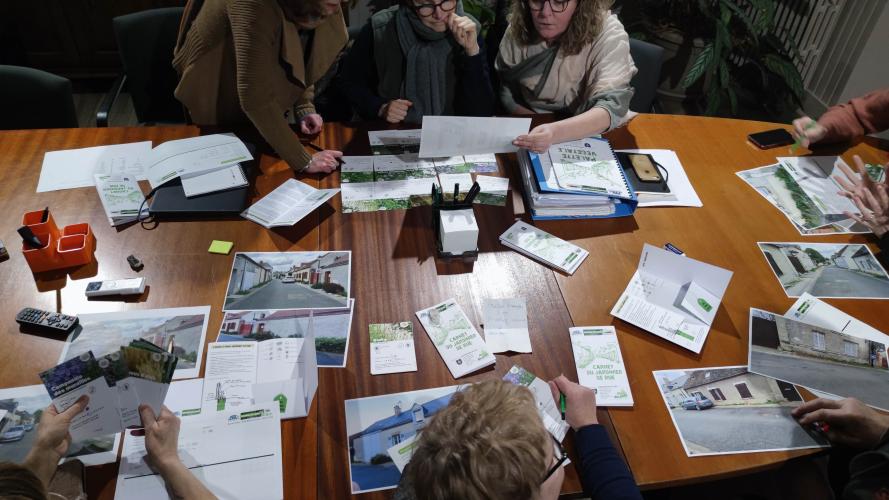 Atelier "Conception de son jardin de rue" à Saint-Benoît-sur-Loire en février 2023 © PETR Forêt d'Orléans Loire-Sologne